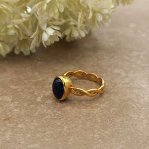 Vintage Oval Black Onyx Brass 14K Gold Plated Scalloped Infinity Band Boho Gothic Unisex <b>Ring</b> - Product Image 3