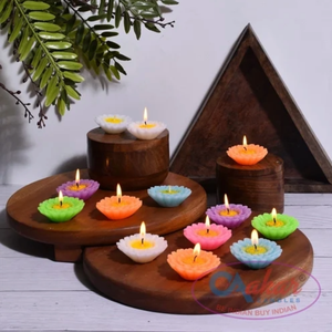 Bougie flottante à l'eau Aakar AF 607 en forme de marguerite pour décoration festive au meilleur prix - Product Image 1