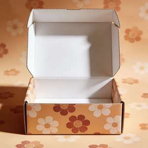 Caja de Regalo Premium para Calcetines Boxit.pk, Fabricada con Papel Corrugado Biodegradable, con Laminado Mate, Papel Dorado y Relieve - Product Image 6