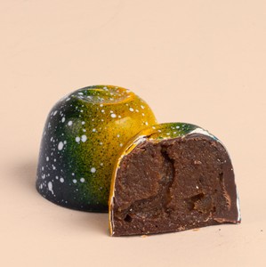 Mango Wine Infused <b>Chocolate</b> Truffles In Custom Gift Box With Custom Logo For Corporate Gifts Wholesale - Product Image 3