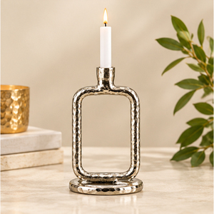 Support de bougie en métal argenté martelé au design moderne, support de bougie conique en aluminium texturé de luxe pour les centres de table de mariage - Product Image 4