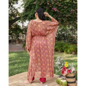 Conjunto de Kaftán Bohemio de Gasa Rosa Brillante, Talla XS, Mangas Tres Cuartos, Cuello en V, Estampado Floral, Adornado con Cuentas y Lentejuelas, Transpirable - Product Image 5