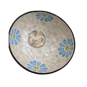 Vente en gros de bols en coquille de noix de coco gravés au design moderne, durables, uniques, artisanaux, polis, écologiques, de haute qualité - Product Image 1