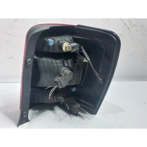 Luz Trasera Izquierda Usada Escape 8L8Z13405A - Product Image 3