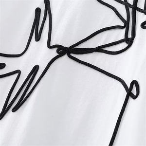เสื้อยืดผ้าฝ้ายสีขาวสำหรับผู้หญิง แขนสั้น พิมพ์ลายการ์ตูน คอกลม ทรงหลวม สวมใส่สบายในฤดูร้อน - Product Image 3