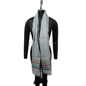 Excelente estola de lino estampada para el verano, diseño de bufanda suave y aireada para todas las estaciones, chal y bufanda tradicional - Product Image 6