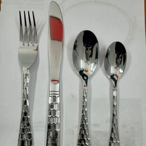 Ensemble de couverts réutilisables en argent plaqué, design moderne, en acier inoxydable, finition miroir, durable - Product Image 1