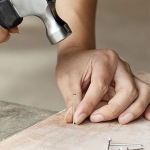 Kit Assortito di 600 Chiodi per Appendere Quadri, Chiodi Dorati per Finiture Murali, Varie Dimensioni e Stili - Product Image 2