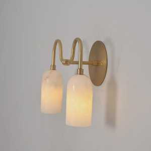 Applique murale moderne en laiton avec abat-jour en albâtre, luminaire contemporain pour salle de bain, décoration intérieure - Product Image 2