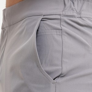 Pantalon cargo personnalisé en gros, pantalon cargo long, pantalon cargo de travail régulier pour homme avec poches latérales et grandes poches - Product Image 4