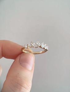 Bague de fiançailles audacieuse pour femme, en or plaqué 18 carats, avec diamant de laboratoire de luxe de 1,20 carat, certifié IGI - Product Image 2