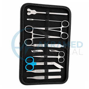 Juego de 18 Instrumentos de Cirugía Menor de Acero Inoxidable con Acabado Satinado, Reutilizables, Certificados por la CE, con Estuche - Product Image 3