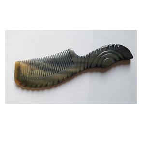 Peine de cuerno natural elegante para el cuidado del cabello, desenredante, accesorio de belleza profesional para peluquería y salón, acabado suave - Product Image 5