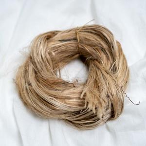 Fibre de jute brute de qualité industrielle – Fibre naturelle premium pour la fabrication textile et la production de cordes à grande échelle - Product Image 1