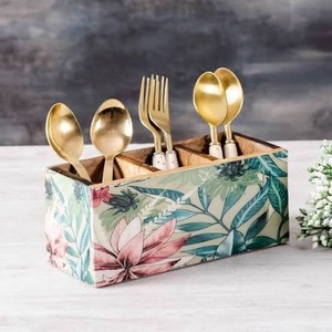 Reposacucharas de MDF esmaltado hecho a mano de ILAHI, decoración de cocina, Uttar Pradesh, solo lavar a mano, no apto para lavavajillas/microondas/horno - Product Image 2