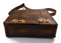 Sac à bandoulière en cuir vintage sac à bandoulière grande capacité sac à bandoulière voyage randonnée messager pour hommes voyageant en Adimani marron