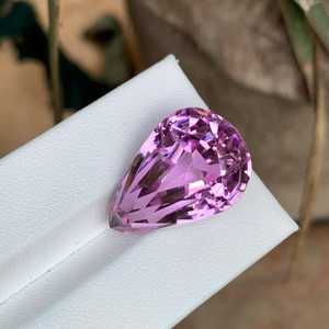 Pierre précieuse naturelle en kunzite rose de forme poire, facettée, qualité supérieure, pour la fabrication de bijoux - Product Image 4