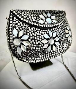 Vintage <b>Silver</b> Heart-Shaped Studs Saddle Bag Women Flap Crossbody Handbag with Chain Strap PU Large Capacity Evening Wedding - Product Image 5