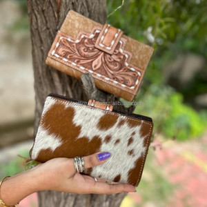 Cartera de cuero con pelo en piel oculta, cartera tallada a mano occidental, tarjetas de cuero talladas con herramientas Vintage, regalos de billetera en efectivo - Product Image 5