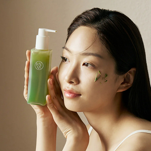 Limpiador Facial Líquido Coreano Vegano Orgánico Natural Antiácido de Marca Privada para Piel Sensible/Seca al por Mayor Ligero - Product Image 1