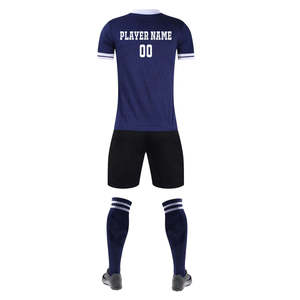 Ensemble de maillot de football noir pour homme, manches courtes, avec short et chaussettes - Product Image 3