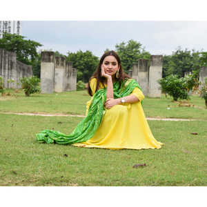 Robe longue en tissu tissé jaune narcisse avec col bijou, respirante, style simple, silhouette ample, taille XS, pour les occasions quotidiennes - Product Image 4