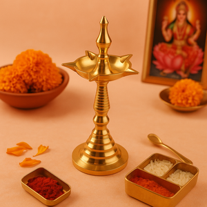 Lámpara Diya de Latón Kerala Fancy Nilavilakku para Pooja, Regalos y Decoración del Hogar - Product Image 4