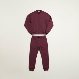 Conjunto Deportivo Personalizado para Hombre, Chaqueta con Cierre y Pantalones Jogger - Product Image 4