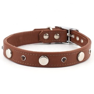 Top Quality Handmade Leather Dog Collar With Crystals And Big <b>Circle</b> Studs Design Manufacturer Supplier & Wholesaler - Product Image 2