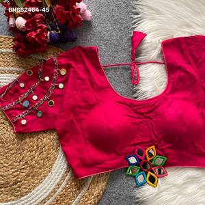 Collection de blouses rembourrées en coton magique pour les fêtes, avec broderies multi-fils et miroirs, pour femmes, exportateur et fournisseur de mode de Surat - Product Image 4
