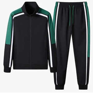 Conjuntos Deportivos Unisex Elegantes y Personalizados - 100% Algodón Transpirable, Estampado, Reversible, para Correr y Entrenar - Product Image 5
