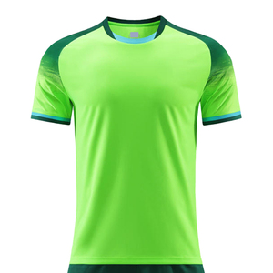 High Quality Professional Team Soccer Uniform Custom Design Unisex Soccer Wear OEM Wholesale Athletic Sportswear Soccer Uniform - Product Image 2