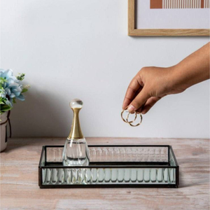 Bandeja de cristal con borde de latón y base de espejo, bandeja de maquillaje para decoración del hogar, organizador de joyas para tocador, para mesa decorativa, mejor precio - Product Image 6