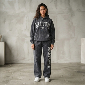 Conjunto de Sudadera con Capucha Negra Lavada Personalizada y Pantalones Anchos de Felpa para Mujer, Chándal de Algodón Estilo Urbano OEM ODM - Product Image 1