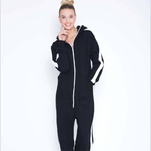 Pijama Tipo Onesie con Logotipo Personalizado, Costuras Anatómicas para Mayor Comodidad, Ropa de Casa Moderna y de Lujo, Venta Directa de Fábrica al Por Mayor - Product Image 1