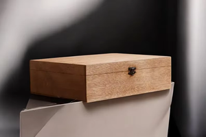 Cofre de Madera Artesanal de Crescent Crafts - Product Image 2