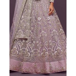 Ropa de boda de red suave bordada Lila atractiva Lehenga Choli - Product Image 2
