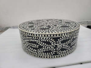 Tableaux traditionnels de luxe faits à la main en résine noire et blanche, motifs animaux géométriques octogonaux, incrustations d'os, écologiques, hauteur réglable - Product Image 2