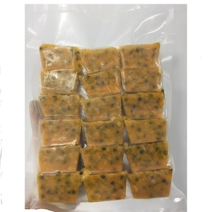 Purée de fruit de la passion surgelée à prix compétitif / Jus de fruits surgelés de qualité export du Vietnam en vrac - Product Image 4