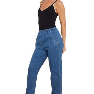 Jeans pour femmes en gros, pantalons cargo en denim extensible, vêtements avec logo personnalisé, nouveau design avec grandes poches, matière douce et respirante - Product Image 1
