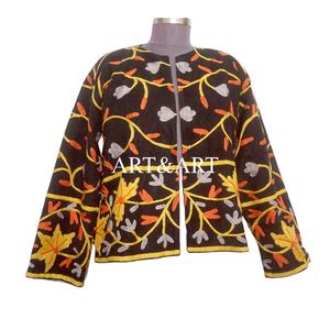 Chaqueta Acolchada con Bordado Floral, Cierre de Botones, Forro de Algodón Hecho a Mano, Ecológica, Transpirable, para Fiestas de Invierno y Otoño - Product Image 1
