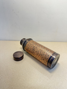Premium Black Laser Etched Pure Copper Water Bottle 950ml Floral Vine Pattern Ayurvedic Flask Dual Tone Sports Metal Drinkware - Product Image 3