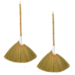 Balai à poils naturels avec manche en bambou traditionnel, poils moyens non coupés, pour le nettoyage des sols, design écologique - Product Image 1