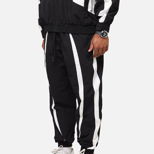 Pantalon de jogging athlétique pour hommes, pantalon de sport avec panneaux latéraux contrastés, bas de tenue de sport décontracté et léger - Product Image 4