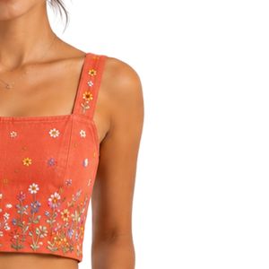 Conjunto de Top Corto y Falda Bordados para Mujer, Color Naranja Coral, Diseño Floral, Traje de Dos Piezas para Verano, Logotipo Personalizado, Ropa al Por Mayor - Product Image 4