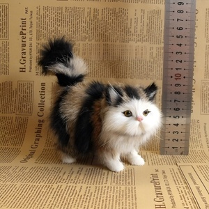 Lindo Peluche de Gato de Pelo Sintético Suave de 12 cm, Modelo de Gato Artificial, Juguetes de Peluche para Niños y Niñas, Regalo de Cumpleaños o San Valentín - Product Image 3