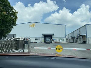 Panneau en mousse PVC WPC blanc de 25 mm d'épaisseur, densité 0,6 g/cm3, résistant au feu, plastique décoratif pour utilisation dans la salle de bain - Product Image 4