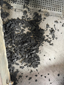 Carbón Negro de Cáscara de Coco de Primera Calidad para la Fabricación de Carbón Activado - Proveedor Sostenible para Aplicaciones en la Industria Química - Product Image 3