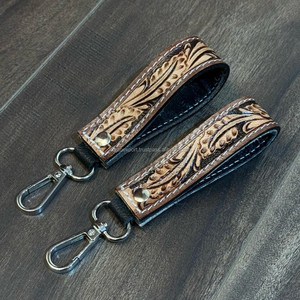 Nouveau design de haute qualité en cuir repoussé à la main en cuir de vachette véritable personnalisé Mini porte-clés porte-clés poignet accessoires pour femmes - Product Image 5