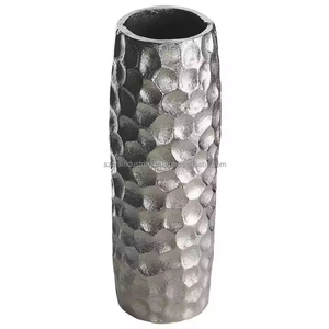 Aluminum <b>Casting</b> <b>Hand</b> Hammered Modern Eco-Friendly Flower Vase for Home Decoration Nickel Plated Metal Vase Azora Industries - Product Image 3